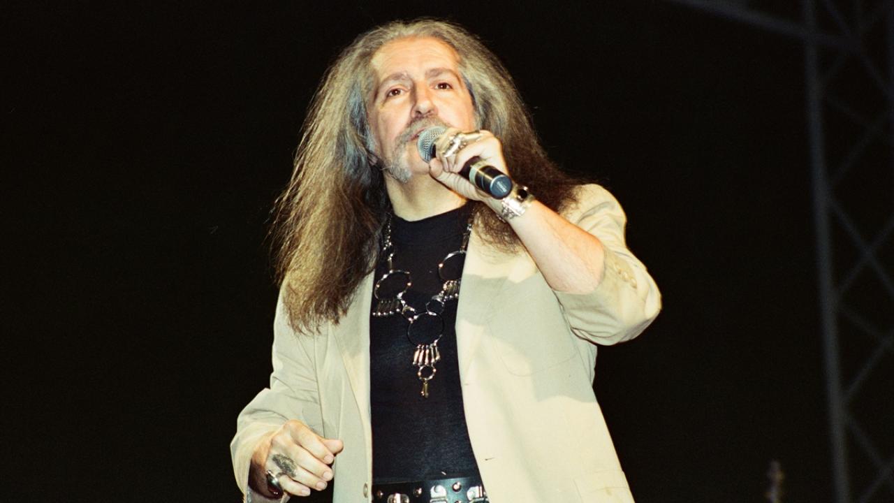 Türkiye'nin "Barış Abisi" vefatının 24. yılında anılıyor 6