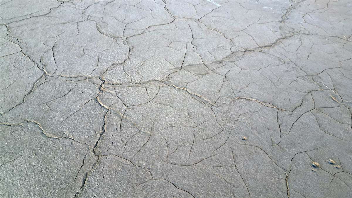 Tuz Gölü'nde kuraklık alarmı 18