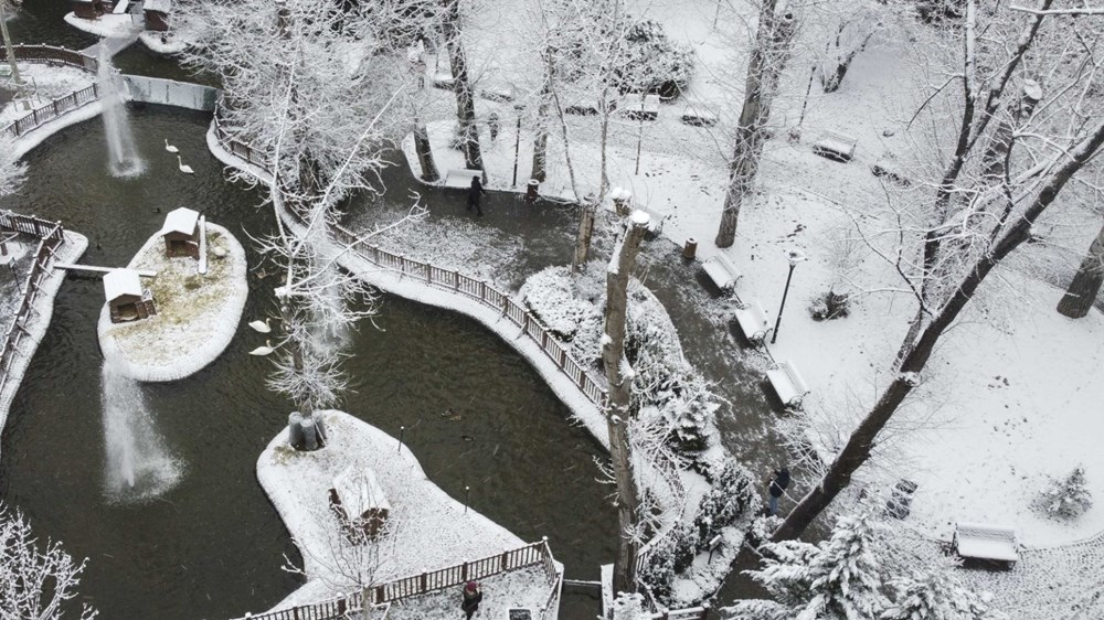 Türkiye beyaza büründü: İşte yurttan kar manzaraları 4