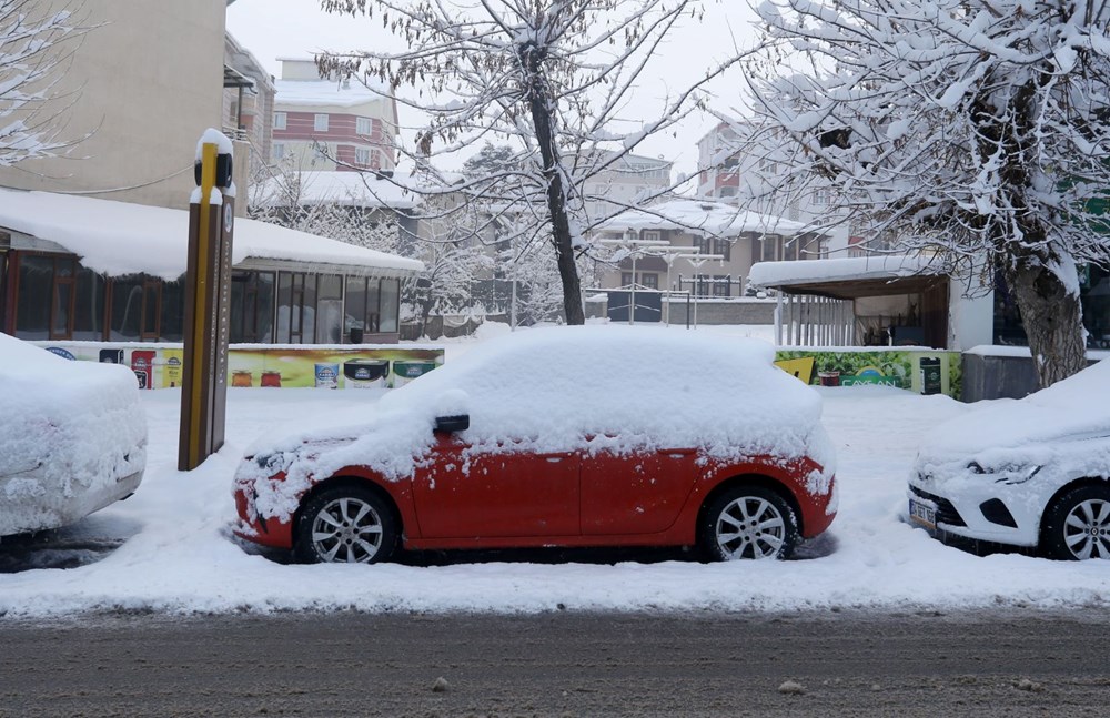 Türkiye beyaza büründü: İşte yurttan kar manzaraları 1