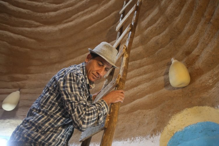 Kül, keçi kılı, çamur ve arpa samanı... Akademisyenin evi hayran bıraktı 2