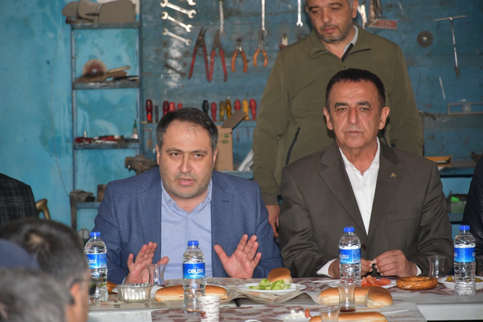 MHP'yi anlattı, Türkgün dağıttı: 'Sayın Devlet Bahçeli'nin selamı yeter' 11