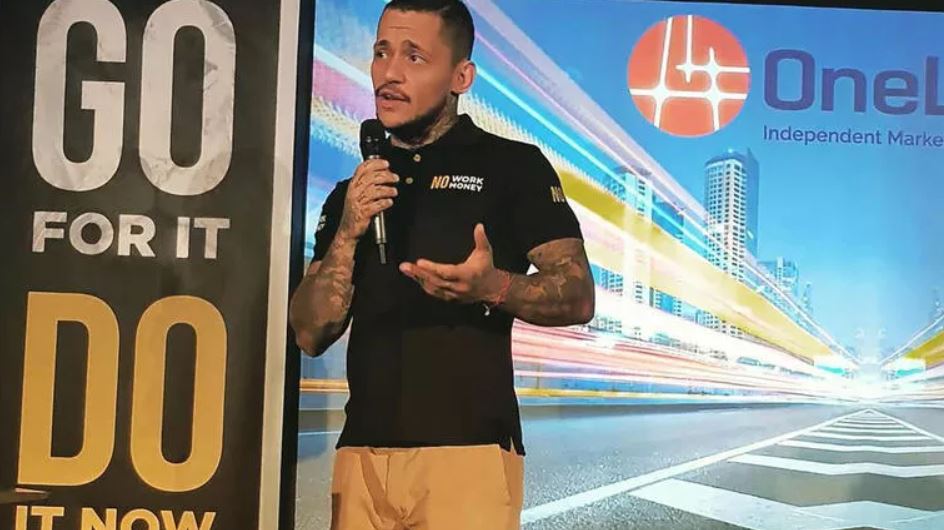 FBI'ın arananlar listesindeki tek kadın! Bütün dünyayı dolandırdı… 6