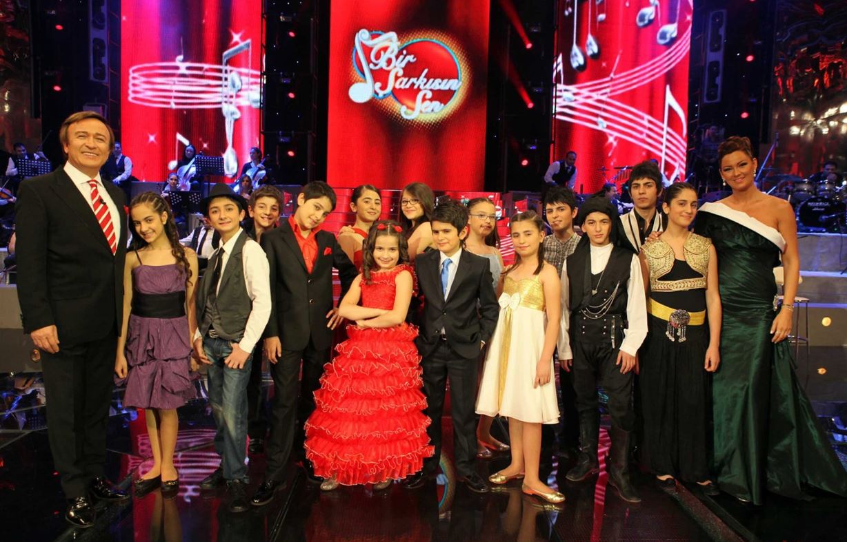 'Bir Şarkısın Sen'in Fındık Kurdu Berna'sı büyüdü! 15