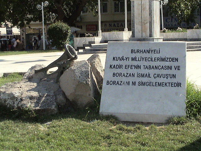 Bir kasabayı kıyımdan kurtaran Borazan Efe 3