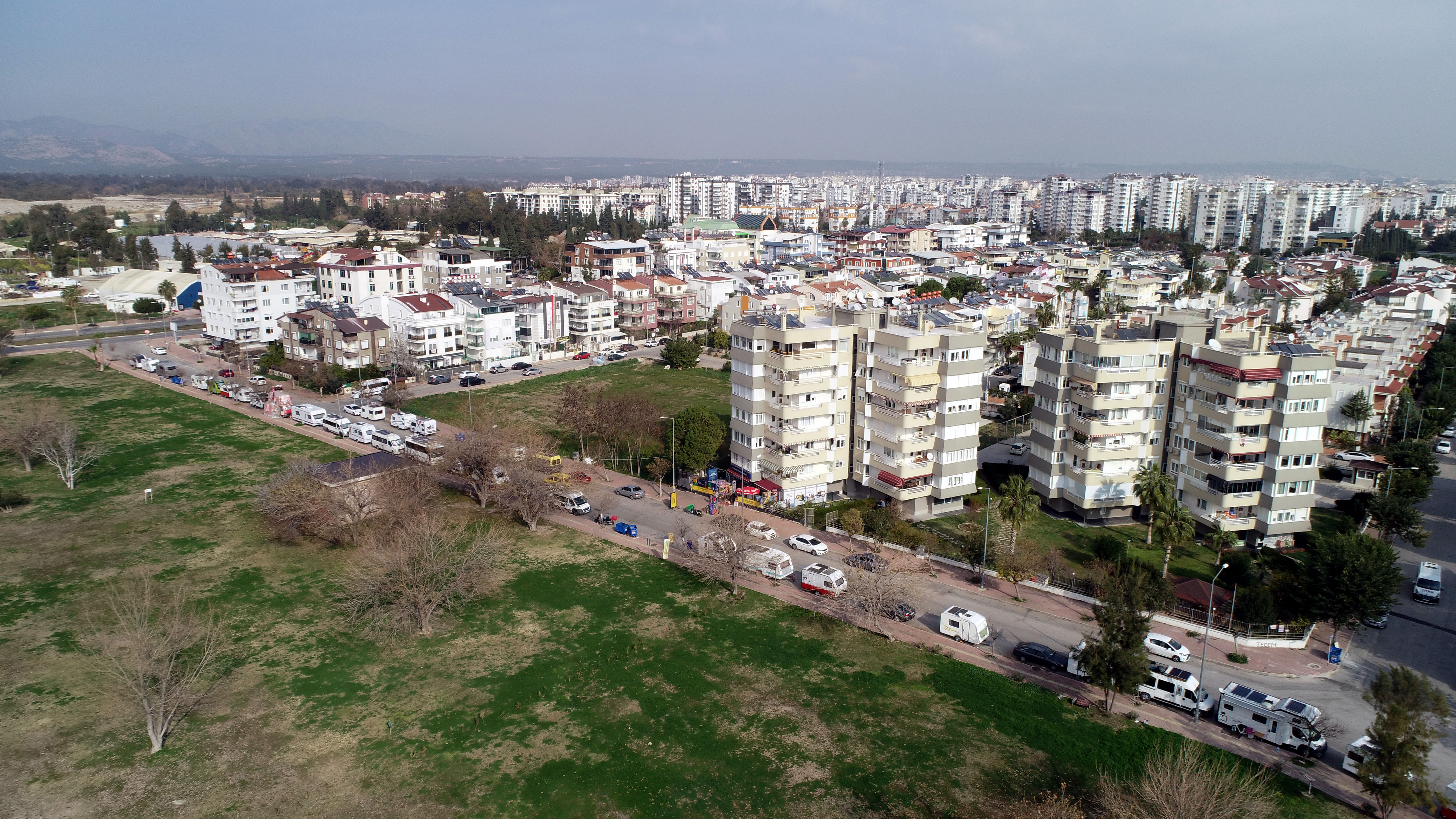 Antalya'da ‘mahalleli-karavancı’ kavgası: İsyan ettiler 9