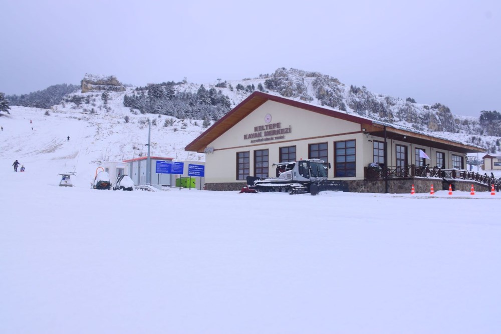 Türkiye beyaza büründü: İşte yurttan kar manzaraları 18