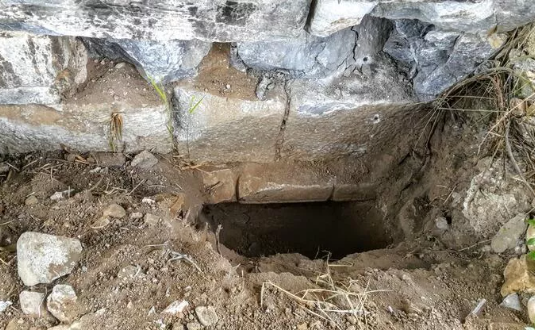 Altın hazinesi için devasa tünel kazdılar! Tünelin sonu bakın nereye çıktı 2