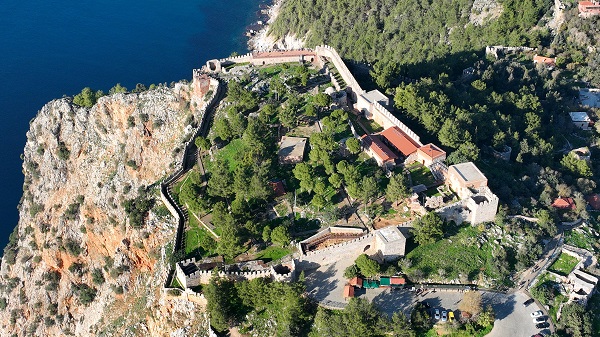 Antalya'da tarihi bir tünel bulundu! Bu gizli geçit nereye çıkıyor? 18