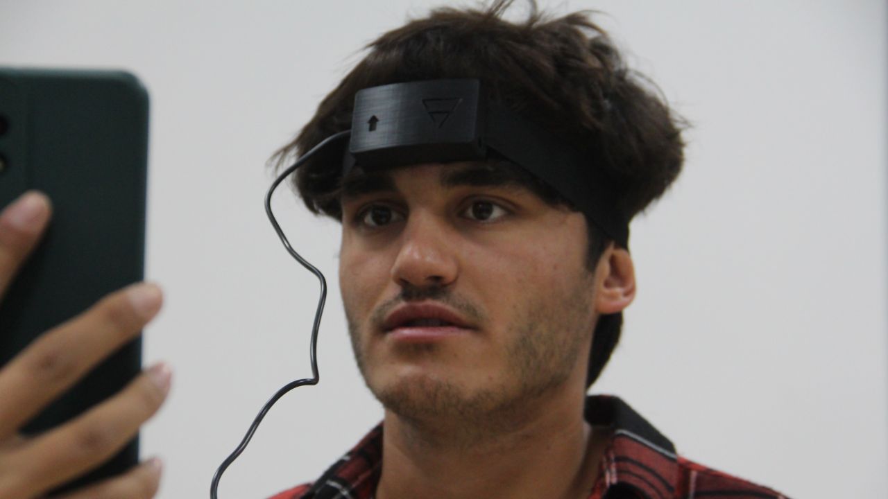 Türkiye’de bir ilk! Bu gözlüğün özelliğini duyanlar şaşırıyor 4