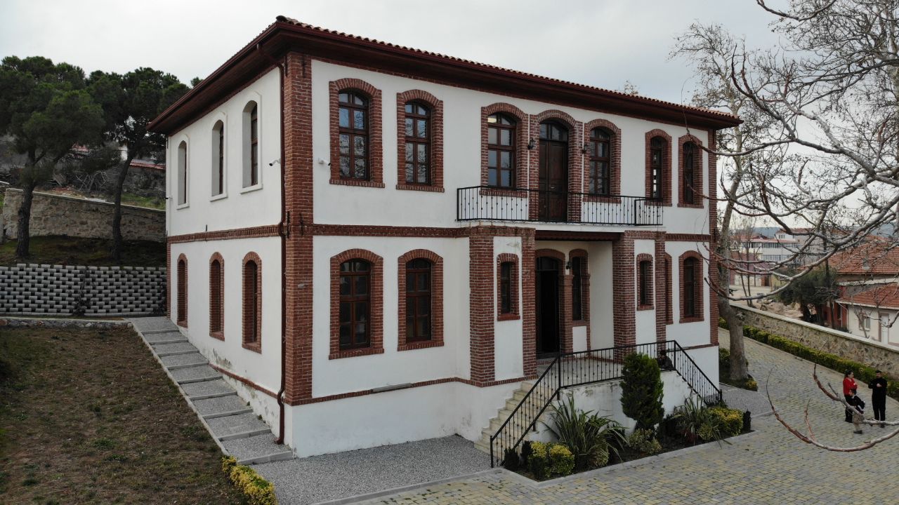 Çanakkale Savaşları’nda hastane olarak kullanılan şifa yuvası, bilgi yuvasına dönüştü 2