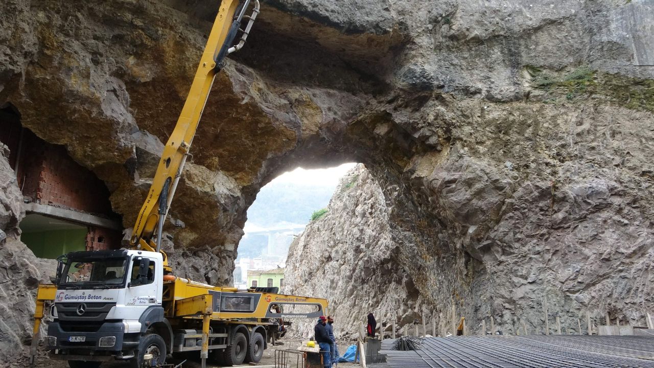 Trabzon'da böylesi görülmedi! Otopark bakın nereye bağlanacak 1