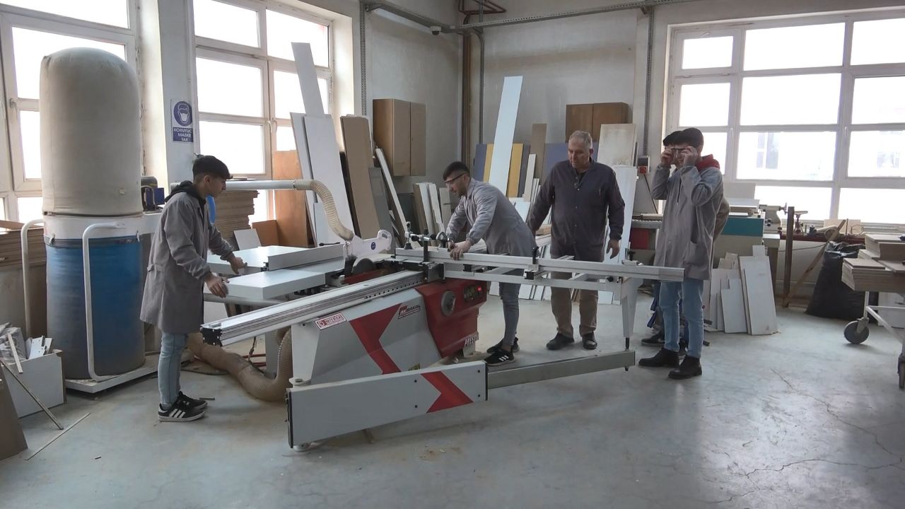 Fabrika gibi okul! 2022'de 5 milyon 685 bin TL'lik ciro yaptılar 6