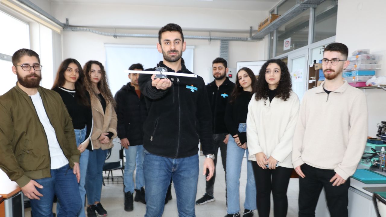 Bir ilk! Türk mühendisler yaptı, günde 16 kez dünyayı dolaşıyor 5