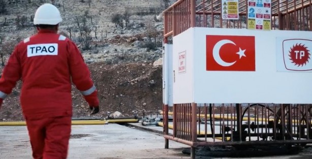 Bir ilimizden petrol fışkırıyor! Kimse bu kadarını beklemiyordu 10