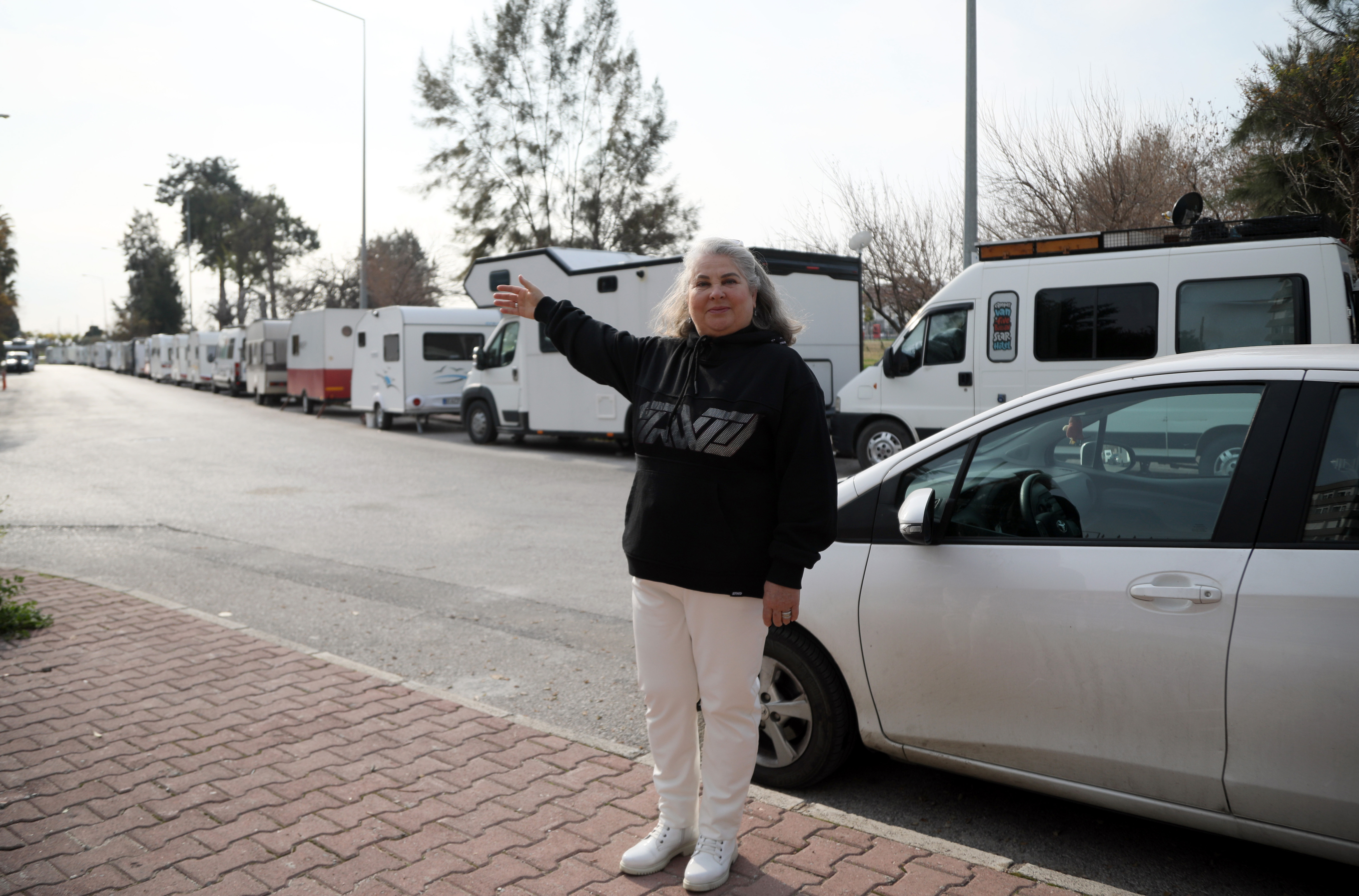 Antalya'da ‘mahalleli-karavancı’ kavgası: İsyan ettiler 2