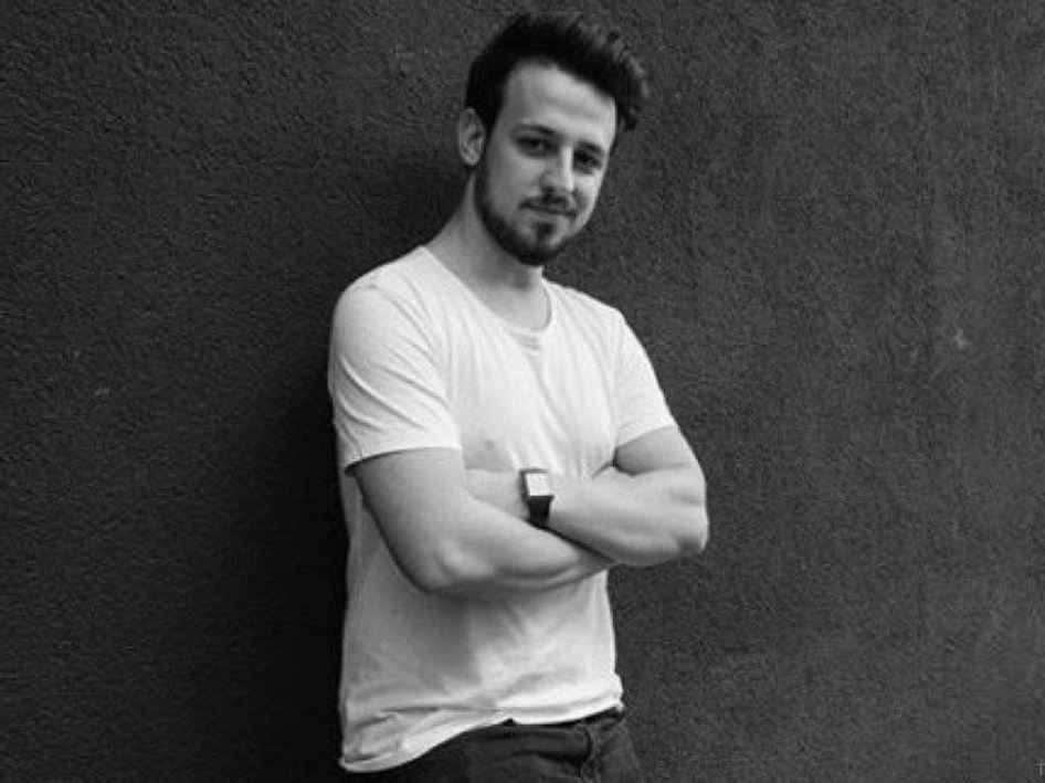 'Babam ve Oğlum’ filminin Deniz'i Ege Tanman yıllar sonra açıkladı! "Babamı kaybetmem filmdeki gibiydi" 16