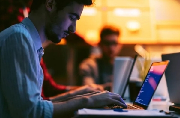 Dünyanın en çok kazandıran meslekleri belli oldu 40