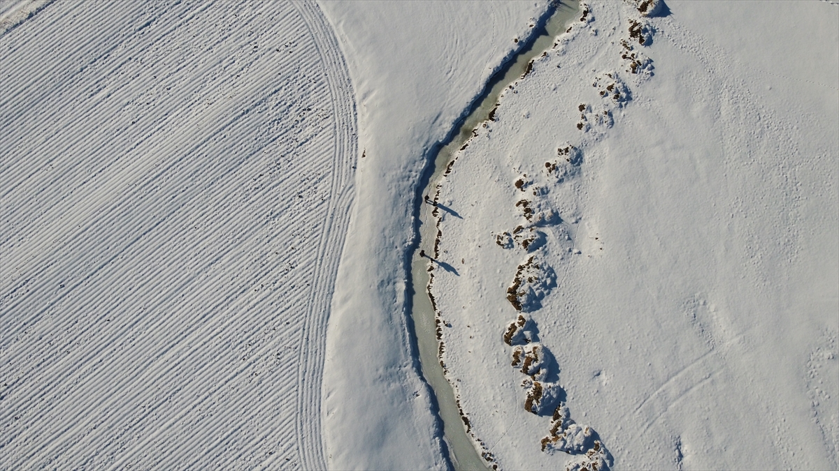 Van'da büyüleyen manzara dron ile görüntülendi! 6