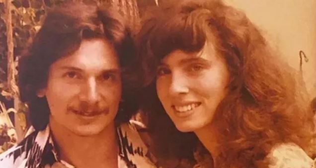 "Bu fotoğrafları albümden buldum... Ne çok mazi paylaştık seninle!" 11