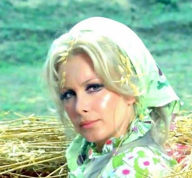 Daha önce kanseri yenen Filiz Akın'dan kötü haber! 3