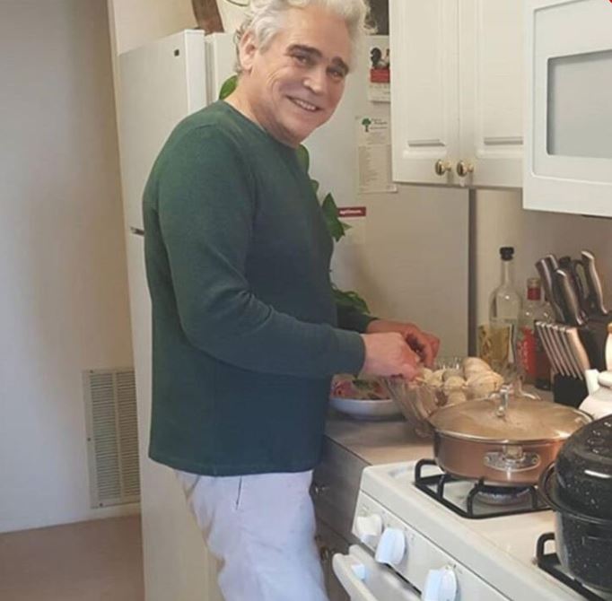 Onu oyuncu olarak tanıdık ama… Yeni mesleği şaşırttı 9