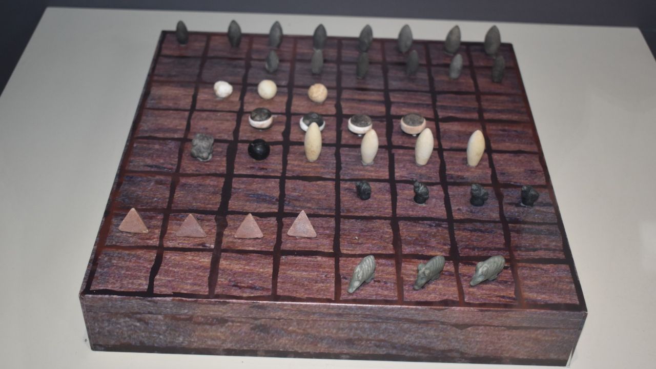 Taşları bulunan 5 bin yıllık oyunun gizemi çözülemiyor 2