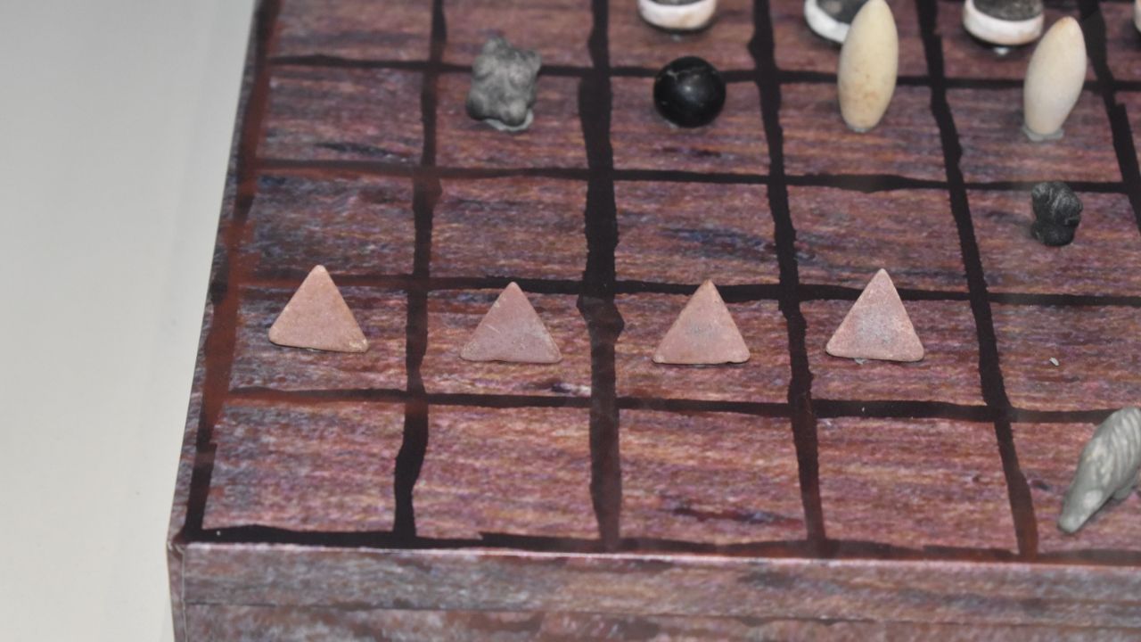 Taşları bulunan 5 bin yıllık oyunun gizemi çözülemiyor 5