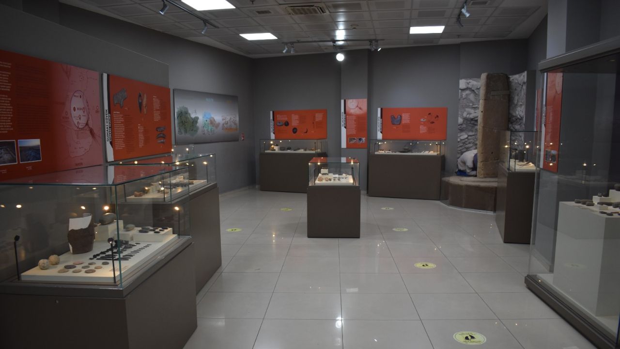 Taşları bulunan 5 bin yıllık oyunun gizemi çözülemiyor 1