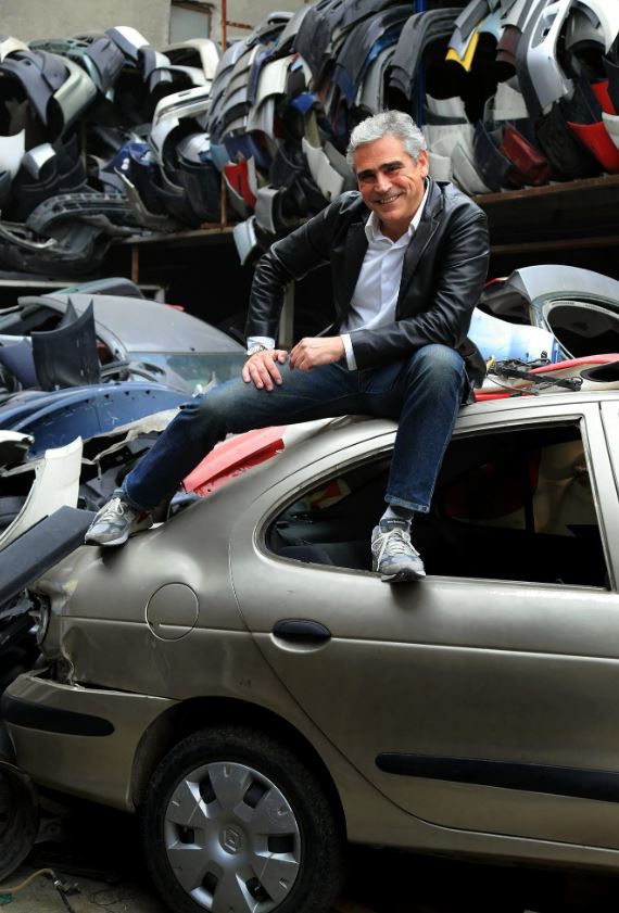 Onu oyuncu olarak tanıdık ama… Yeni mesleği şaşırttı 8