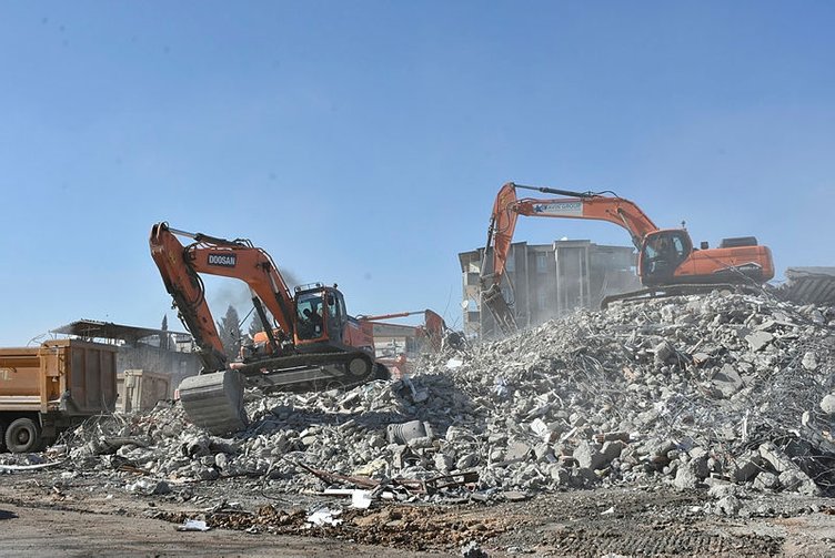 En acı bağ… Defin sırasında yaşadığı kahreden olayı anlattı! Vicdanımın sesimi dinleyip... 3