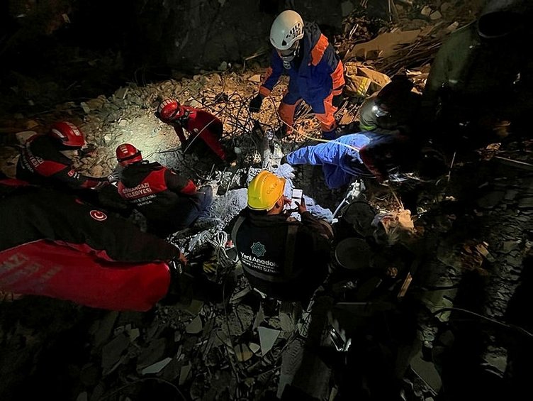 'Dünyanın iki parçası kaydı!' Batılı uzmanlar o soruya yanıt verdi: Sarsıntı neden bu kadar geniş alana yayıldı? 10