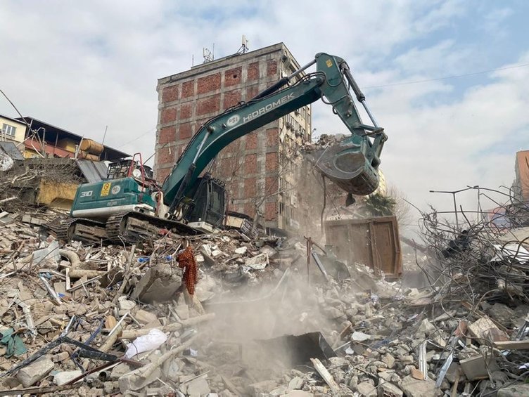 'Dünyanın iki parçası kaydı!' Batılı uzmanlar o soruya yanıt verdi: Sarsıntı neden bu kadar geniş alana yayıldı? 5