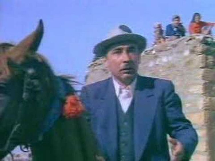 Hepimiz Kibar Feyzo filminden hatırlıyorduk! Deprem onu da yıktı! İşte o konağın son hali... 1