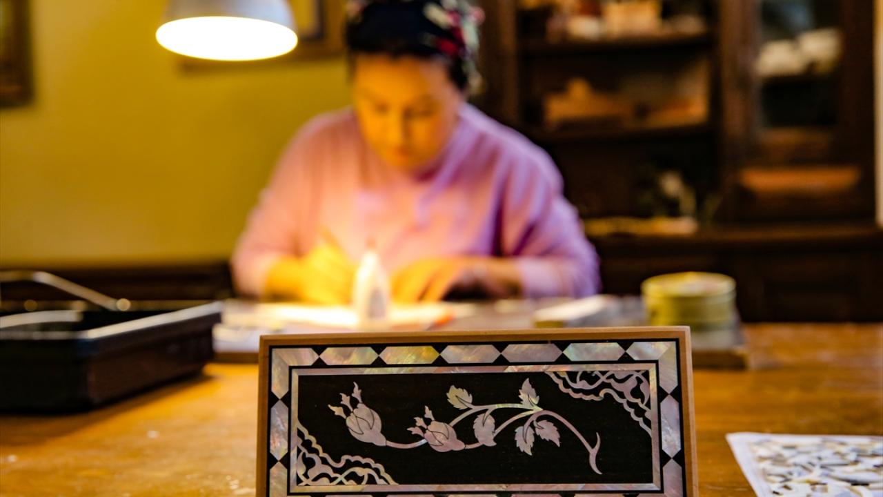 Barbaros Hayrettin Paşa Camii sedef işlemeleriyle göz dolduracak 8