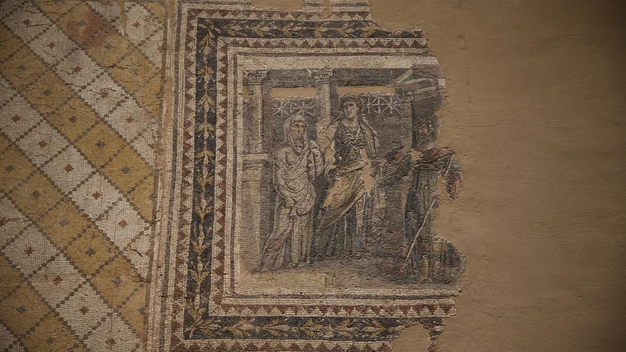 Hatay'da sergilenen mozaikler tarihe ışık tutuyor 5