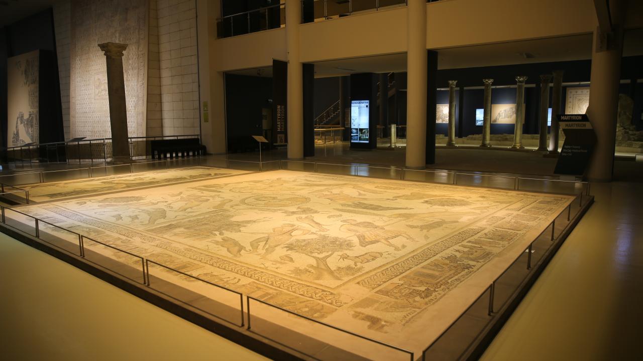 Hatay'da sergilenen mozaikler tarihe ışık tutuyor 10