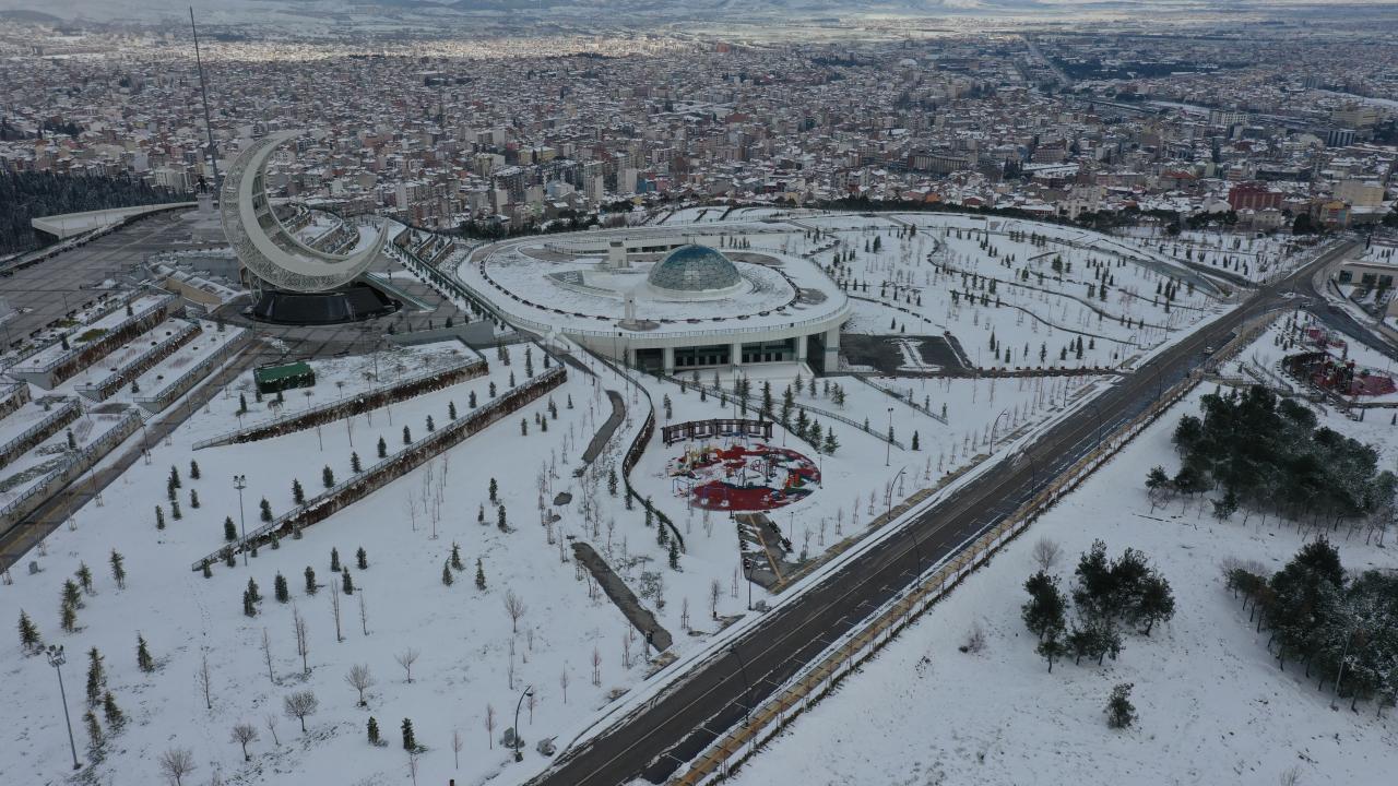 Meteoroloji'den 25 kente yoğun kar ve fırtına uyarısı 21