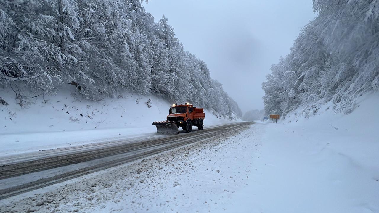 Meteoroloji'den 25 kente yoğun kar ve fırtına uyarısı 6