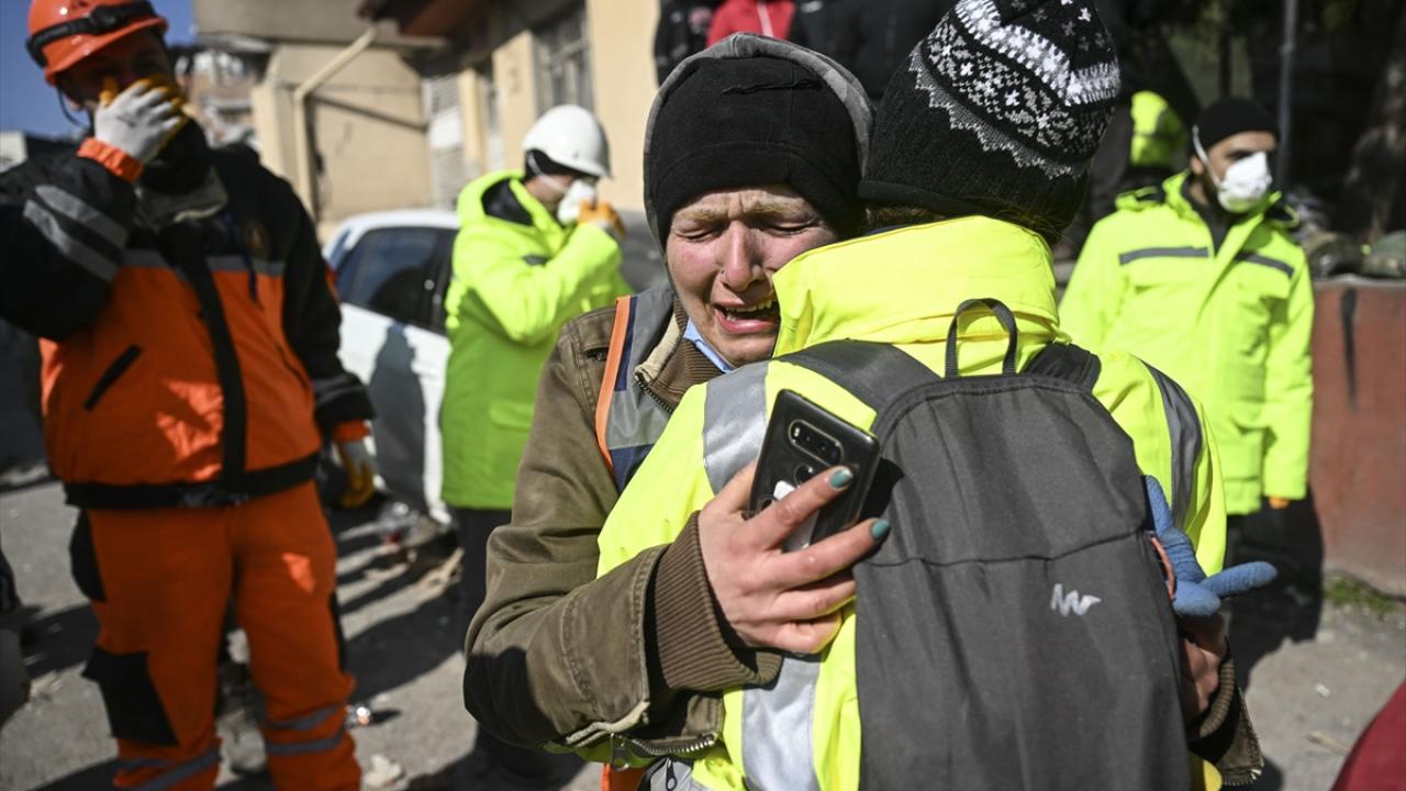 103 saat sonra gelen mucize umutları yeşertti! 3,5 yaşındaki Zeynep Ela… 12
