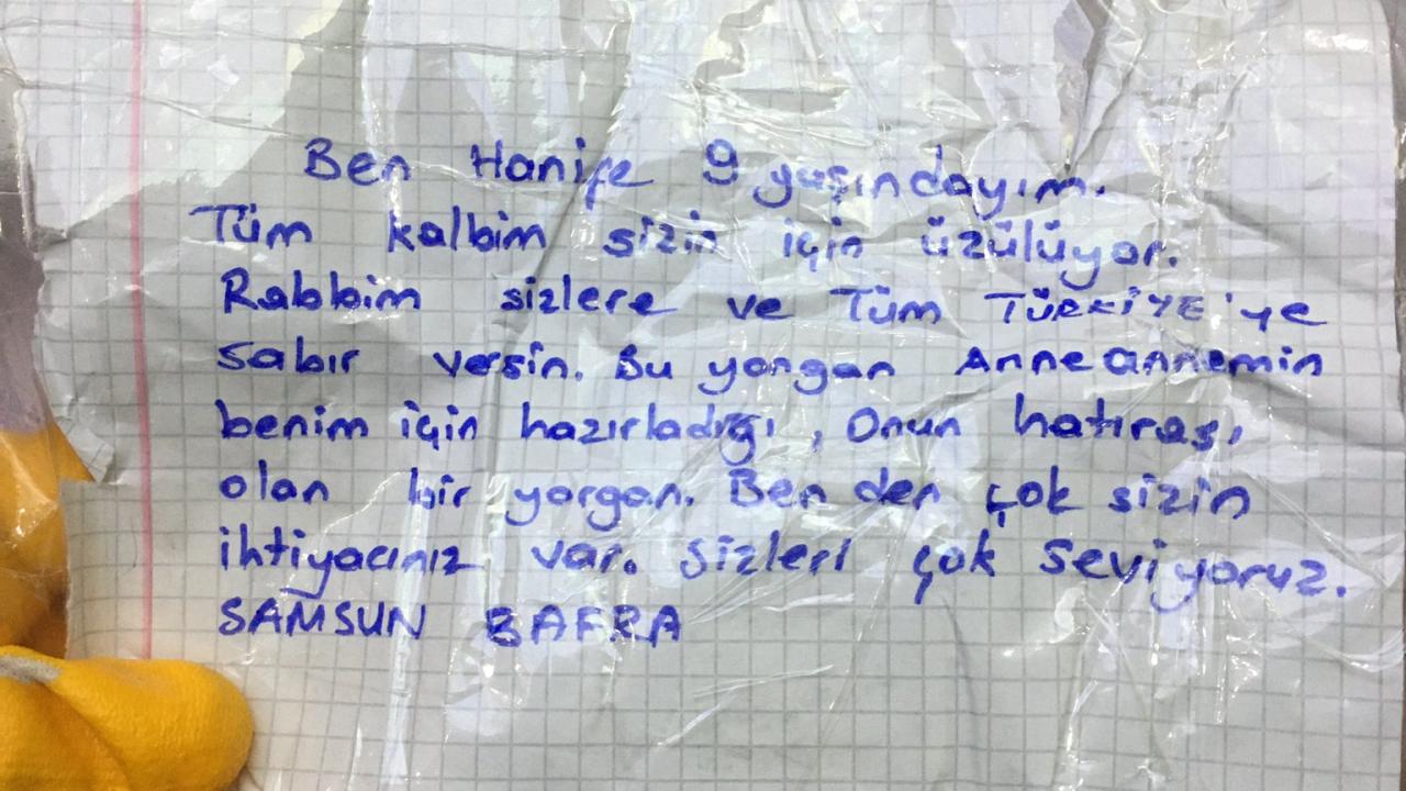 Kendileri küçük ama kalpleri kocaman, çocuklardan afetzede arkadaşlarına mesaj... 2