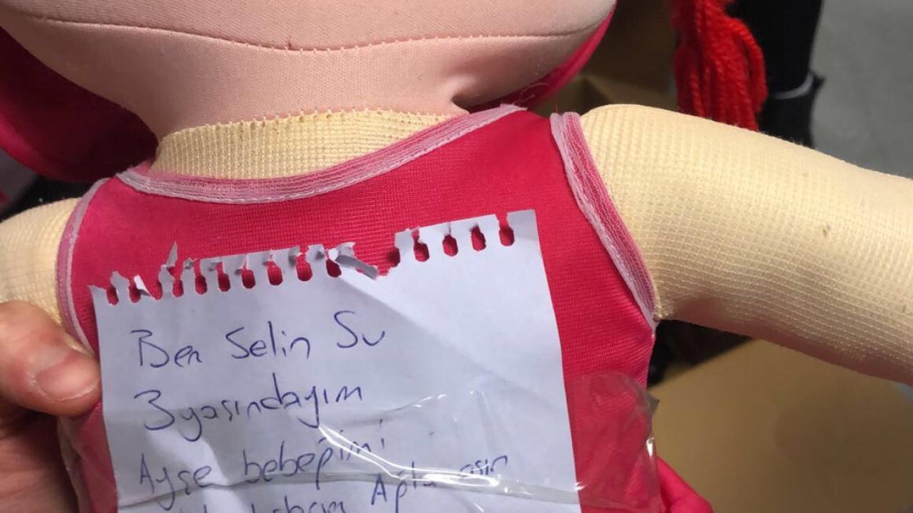 Kendileri küçük ama kalpleri kocaman, çocuklardan afetzede arkadaşlarına mesaj... 4