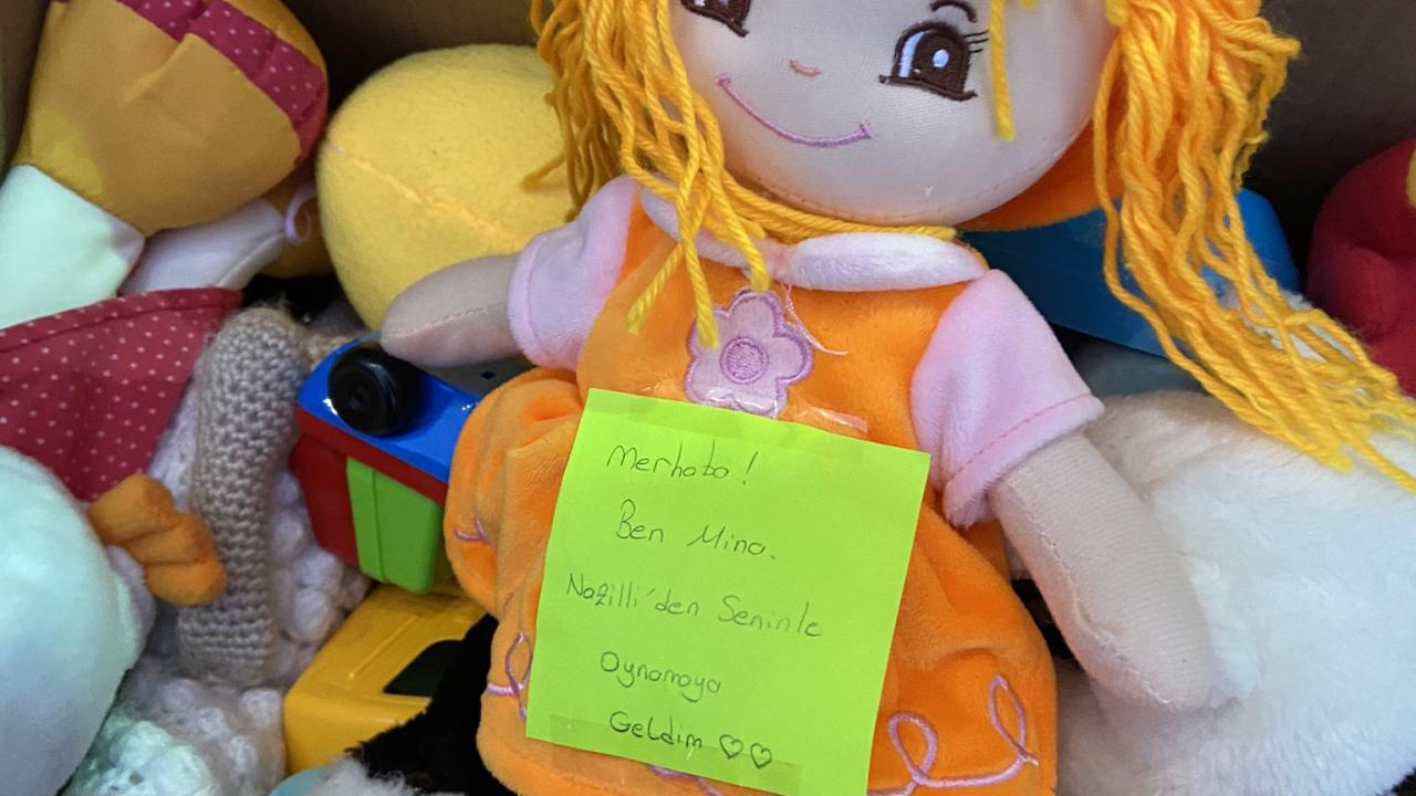 Kendileri küçük ama kalpleri kocaman, çocuklardan afetzede arkadaşlarına mesaj... 33