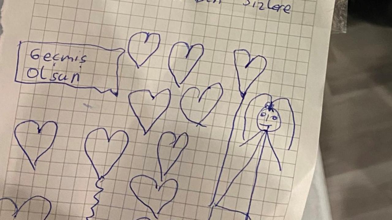 Kendileri küçük ama kalpleri kocaman, çocuklardan afetzede arkadaşlarına mesaj... 30
