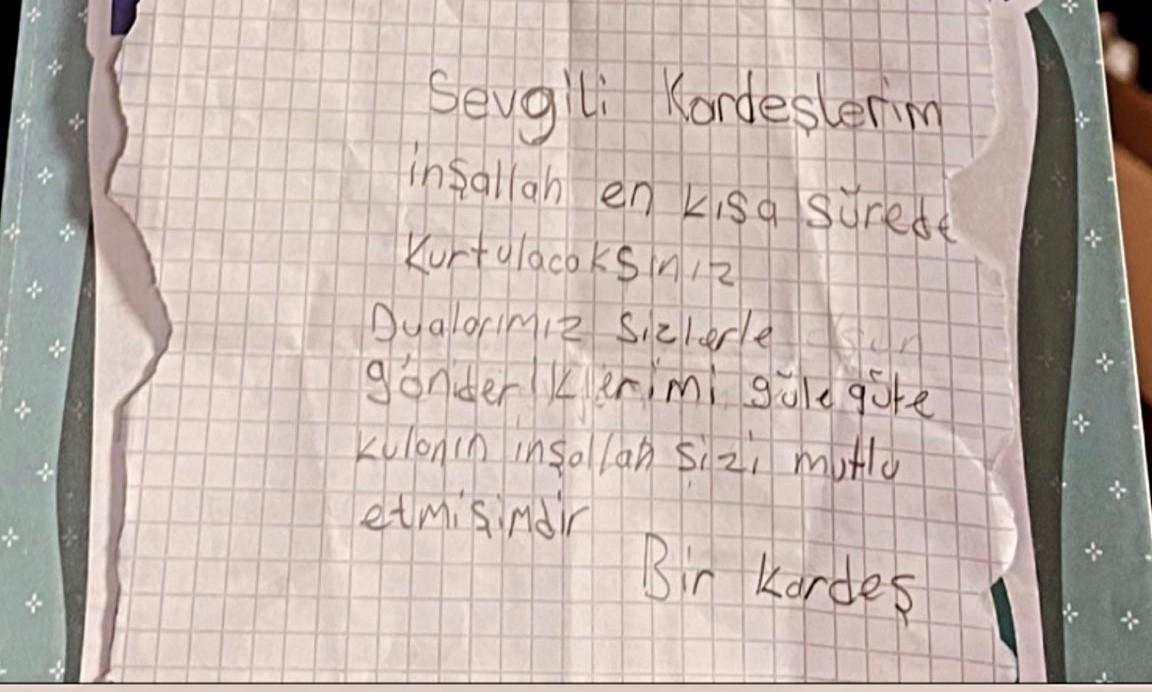 Kendileri küçük ama kalpleri kocaman, çocuklardan afetzede arkadaşlarına mesaj... 27