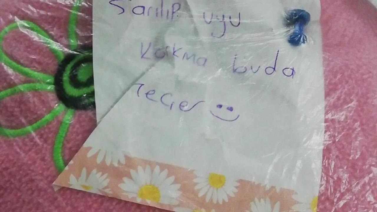 Kendileri küçük ama kalpleri kocaman, çocuklardan afetzede arkadaşlarına mesaj... 14