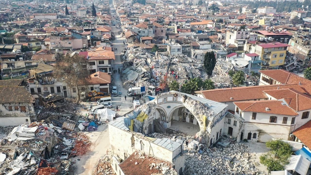 Deprem, Hatay'ın tarihini de yıktı 13