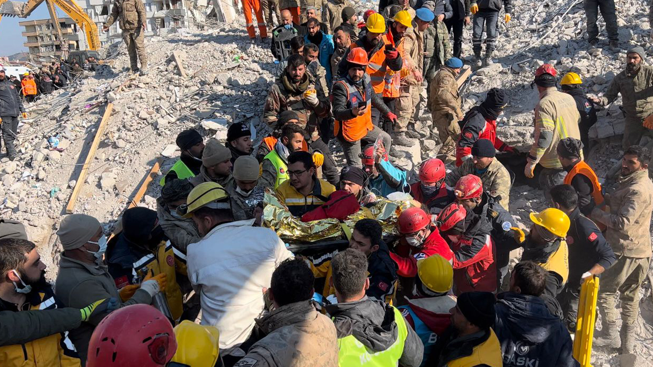 Umut ve mucize bir arada: 6. günde hayata tutundular 1