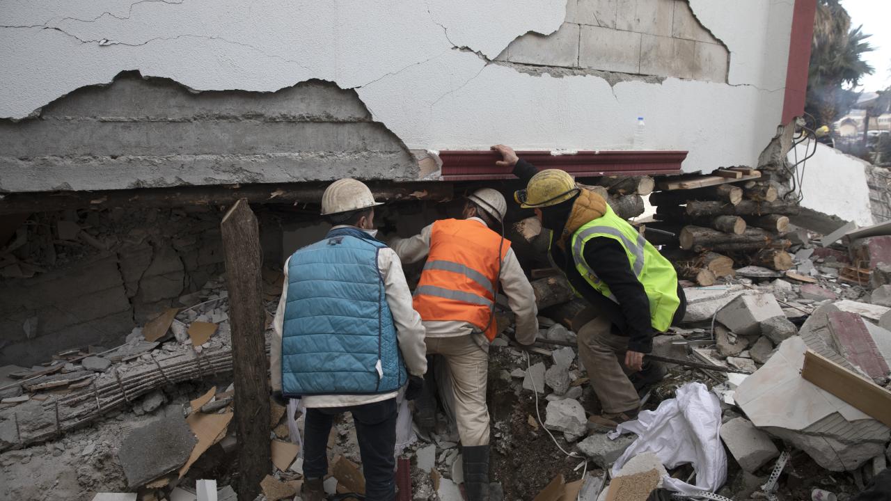 Madencilerin enkaz güvencesi: 'Domuzdamı' ve 'direk vurma' 8