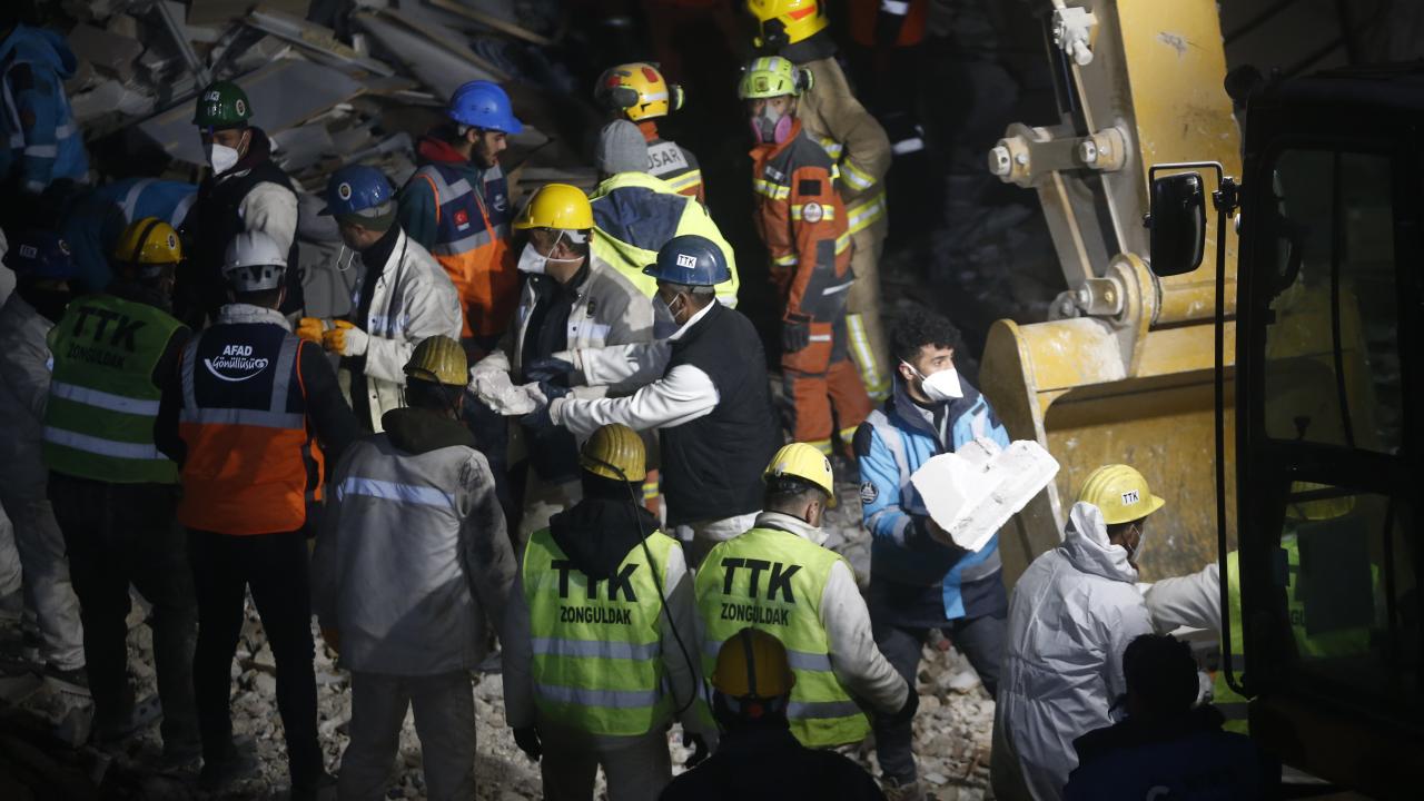 Asrın felaketinde 9. gün 4